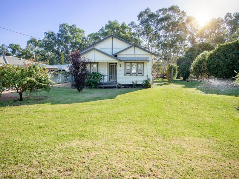 38 Murray Street, Tooleybuc, NSW 2736 Property Details