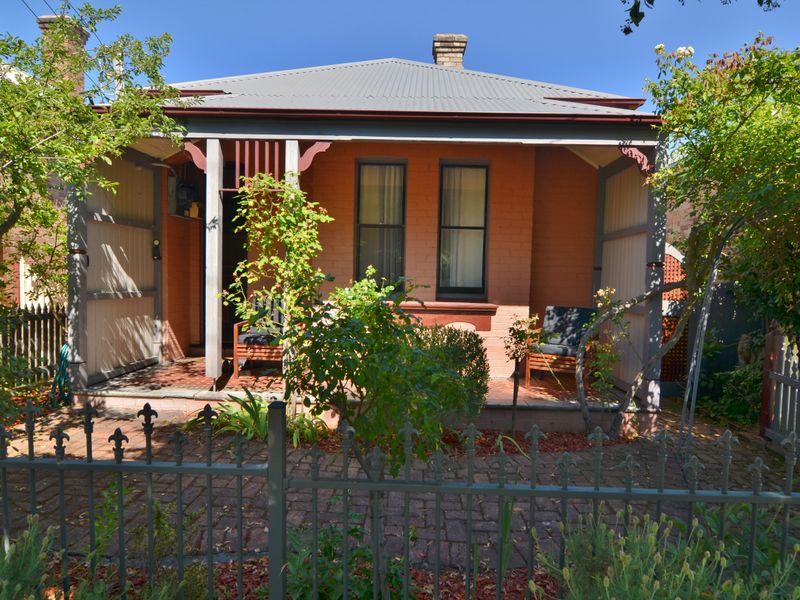 30 Laurence Street, Lithgow, NSW 2790 Property Details