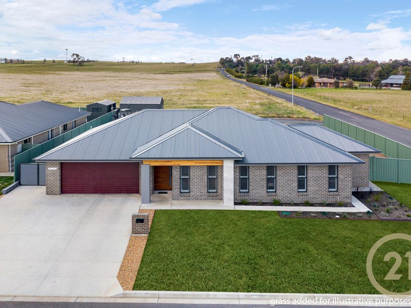 1 Fraser Drive, Eglinton, NSW 2795 Property Details