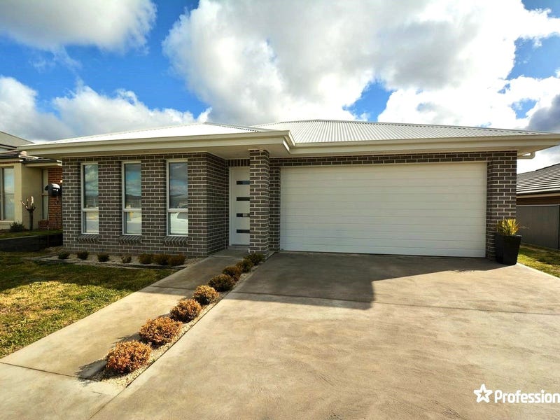 29 Fitzgerald Street, Wallerawang, NSW 2845 House for Sale
