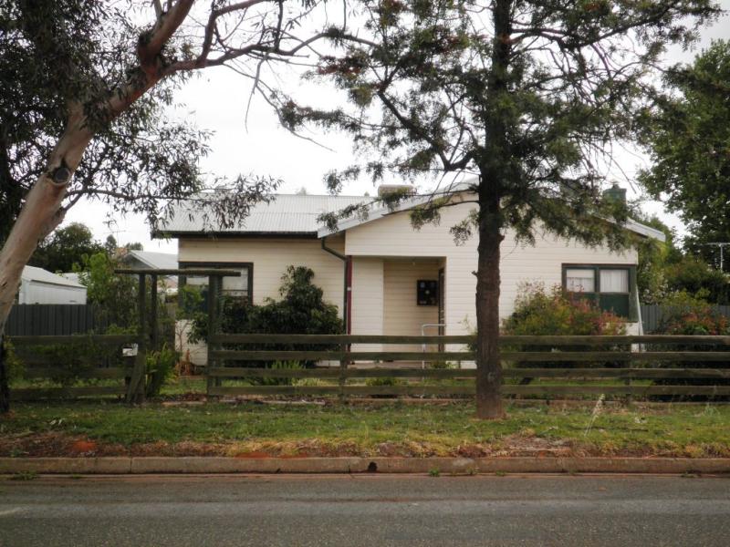 30 Burtundy Street, Dareton, NSW 2717 Property Details