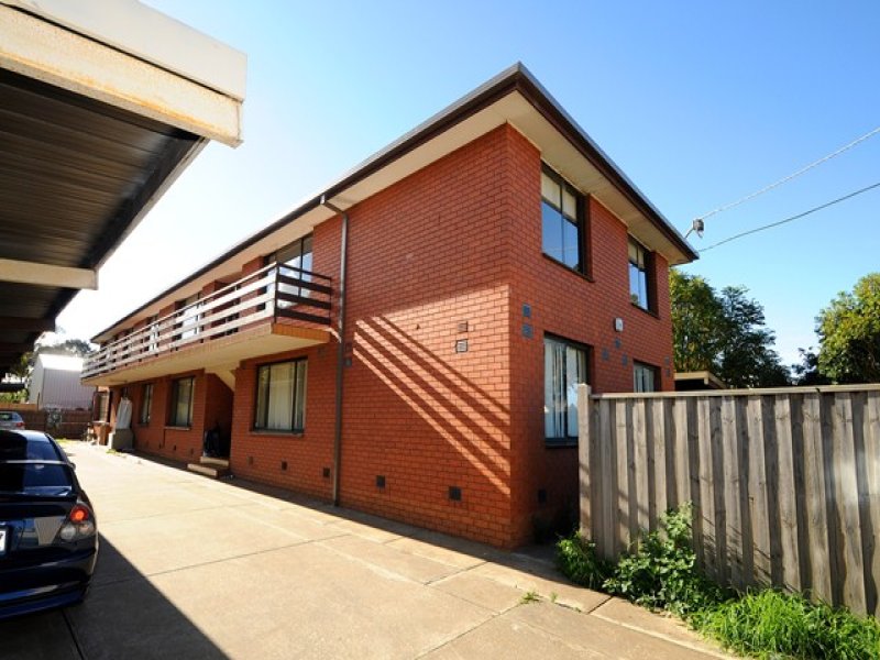 4/24 Salisbury Street, Werribee, Vic 3030 Property Details