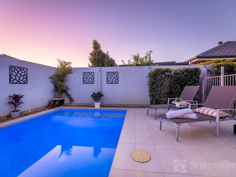 62 Clark Avenue, Glass House Mountains, QLD 4518