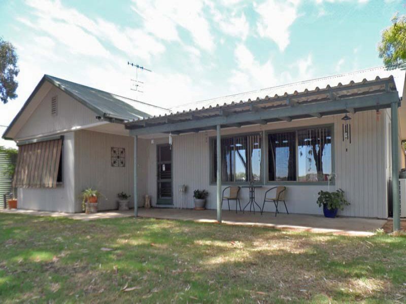 377 Kulkyne Street, Renmark, SA 5341 Property Details