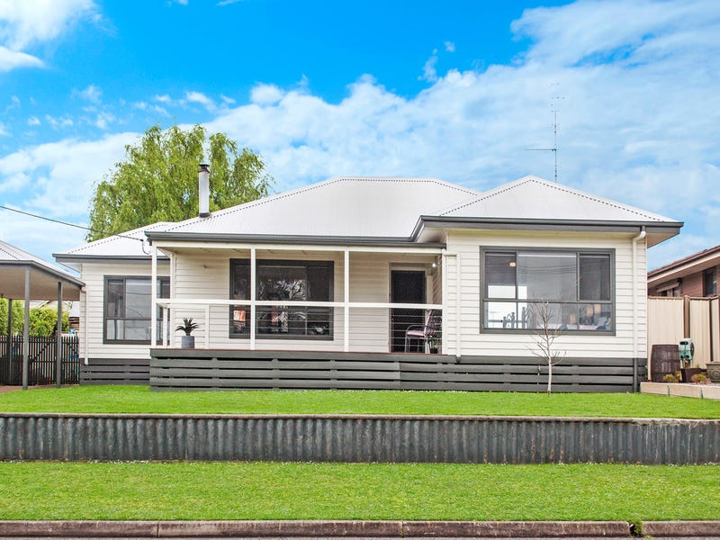 38 Byron Street, Hamilton, Vic 3300 Property Details