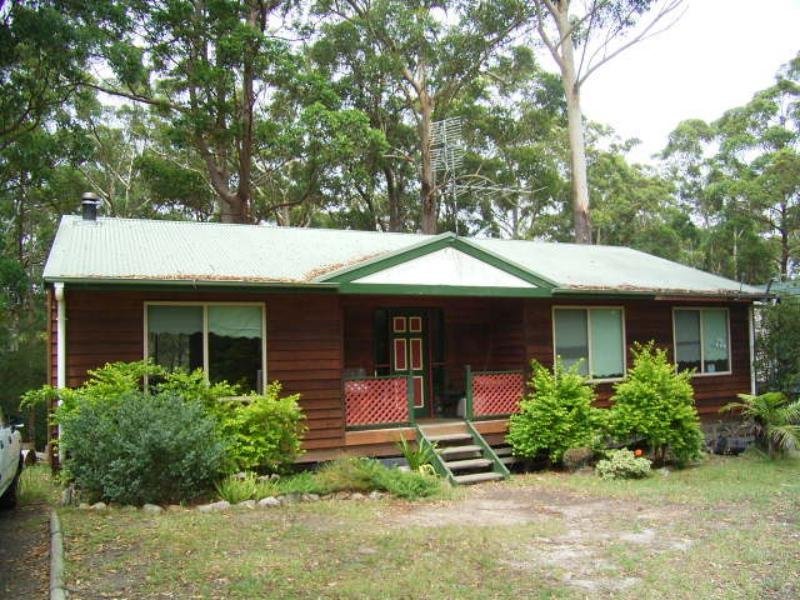 31 Fourth Ridge Road, Smiths Lake, NSW 2428