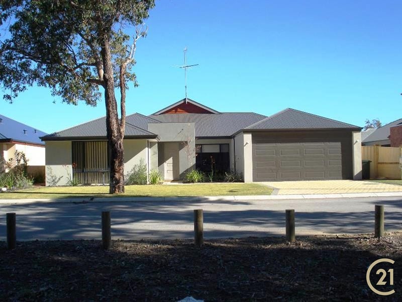 8 Len Howard Drive, Erskine, WA 6210