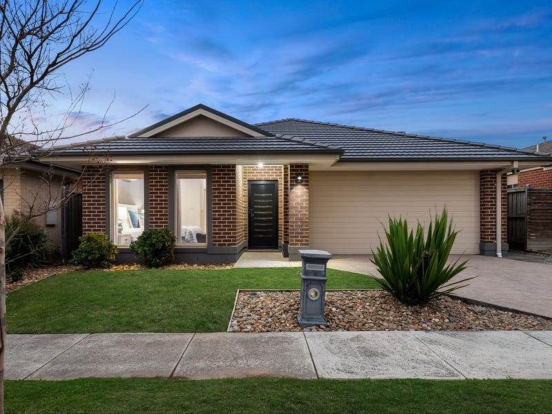 10 Frenchman Way, Keysborough, Vic 3173 - Property Details