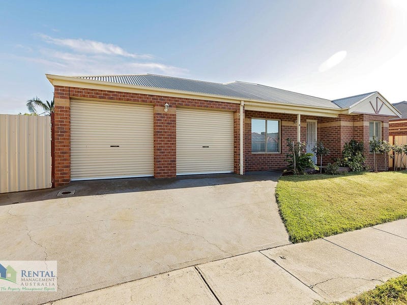 6 Riversdale Drive, Werribee, VIC 3030