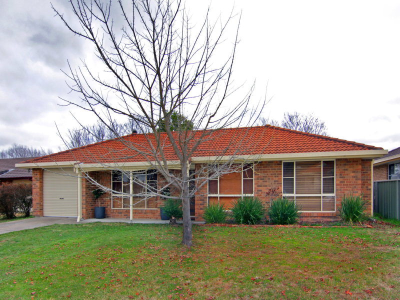 69 MacDonald Drive, Armidale, NSW 2350 Property Details