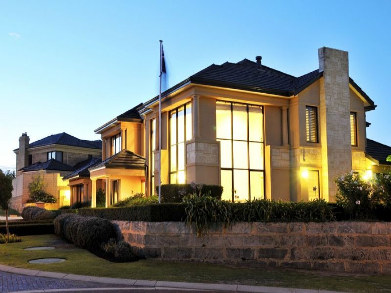 7 Prince Albert Court, Mount Claremont, WA 6010