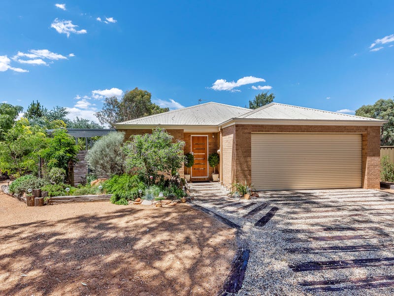 49 Taylors Lane, Strathfieldsaye, Vic 3551 Property Details