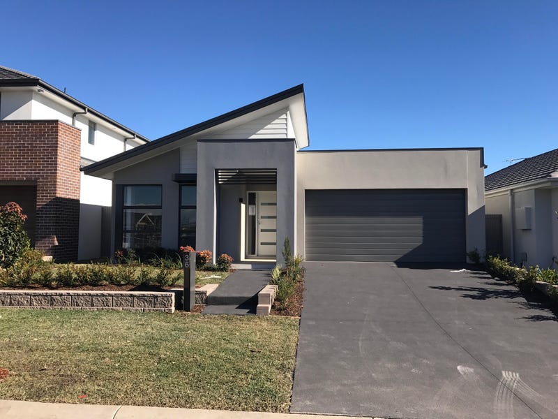 36 Greenview Drive, Moorebank, NSW 2170 Property Details