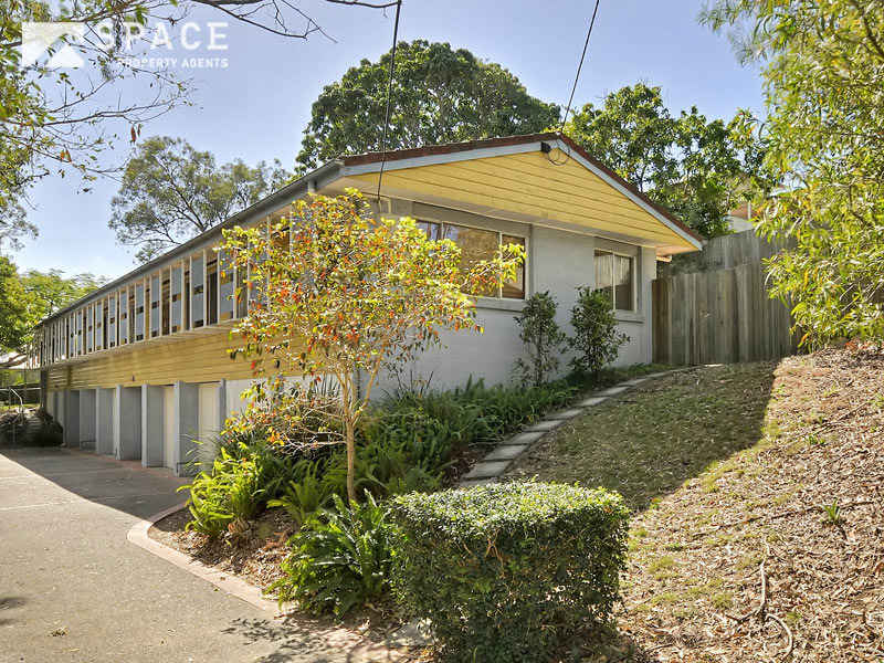 3/277 Simpsons Road, Bardon, Qld 4065 Property Details