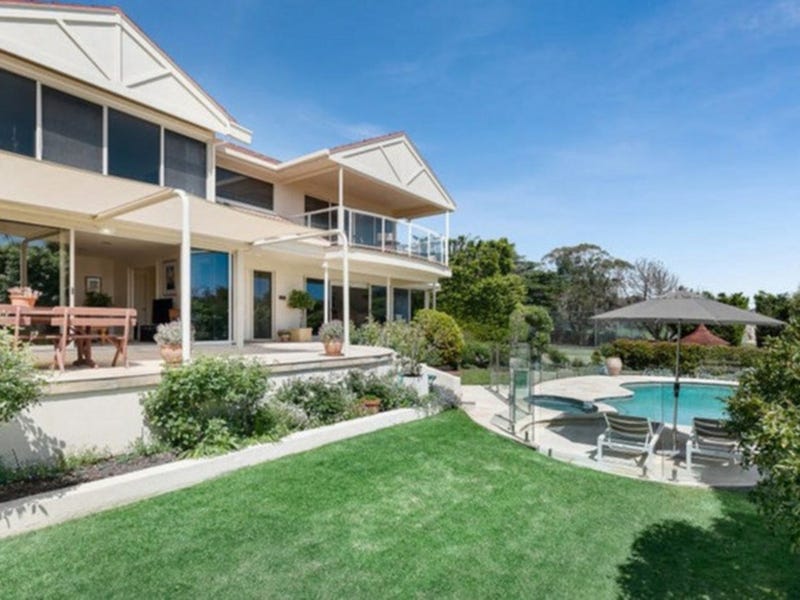 40 Jacksons Road, Mount Eliza, VIC 3930 40 Jacksons Road, Mount Eliza, VIC 3930