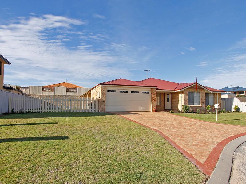 9 Teraglin Vista, Yanchep, WA 6035 Property Details