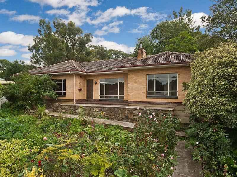 2 Honeysuckle Gr, Bridgewater, SA 5155 Property Details