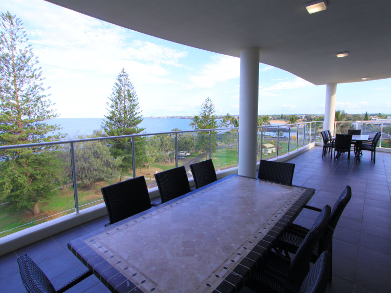 6/13 ESPLANADE, Bargara, Qld 4670 Property Details