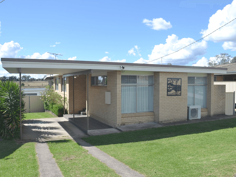 98 Short Street, Inverell, NSW 2360