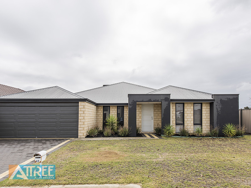 42 Riva Entrance, Piara Waters, WA 6112