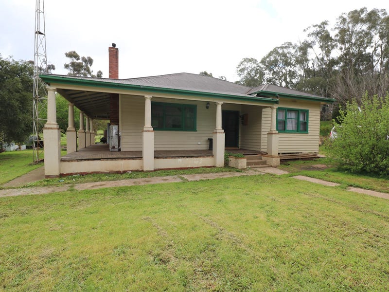 77 BoortWedderburn Road, Wedderburn, Vic 3518 Property Details