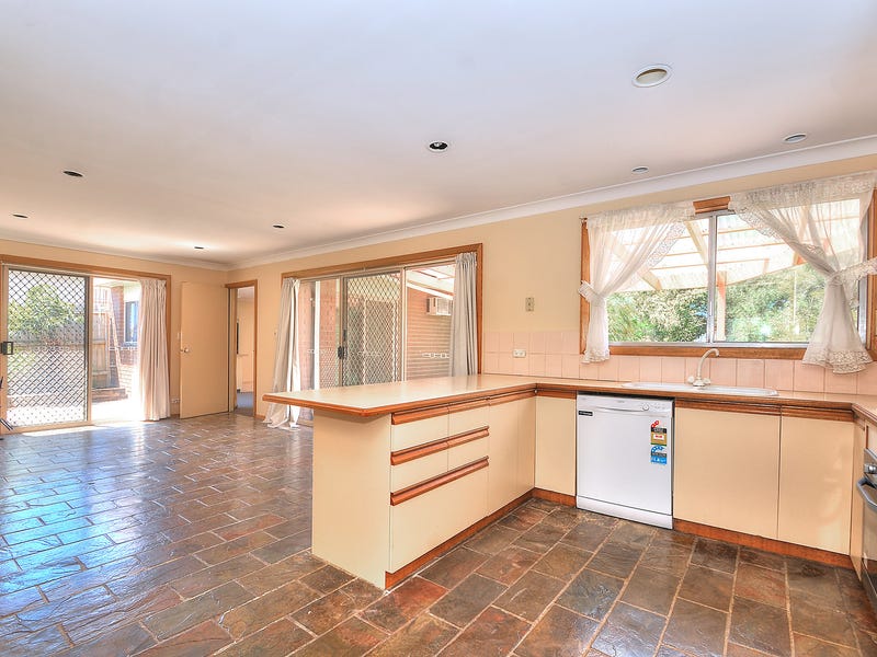 24 Burke Road, Ferntree Gully, VIC 3156