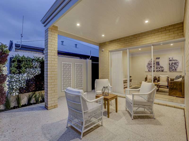 16 Daffodil Road, Canning Vale, WA 6155