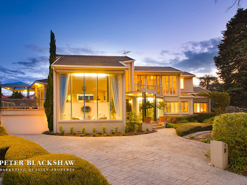 16 Schlich Street, Yarralumla, ACT 2600 Property Details