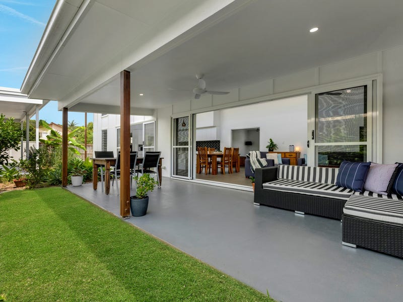 448 Oceanic Drive S, Wurtulla, QLD 4575