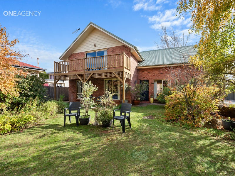 76 Hillcrest Road, Devonport, Tas 7310 House for Sale