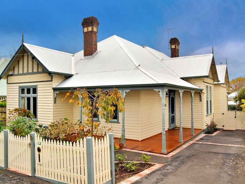 19 Selwyn Street, Canterbury, Vic 3126 Property Details