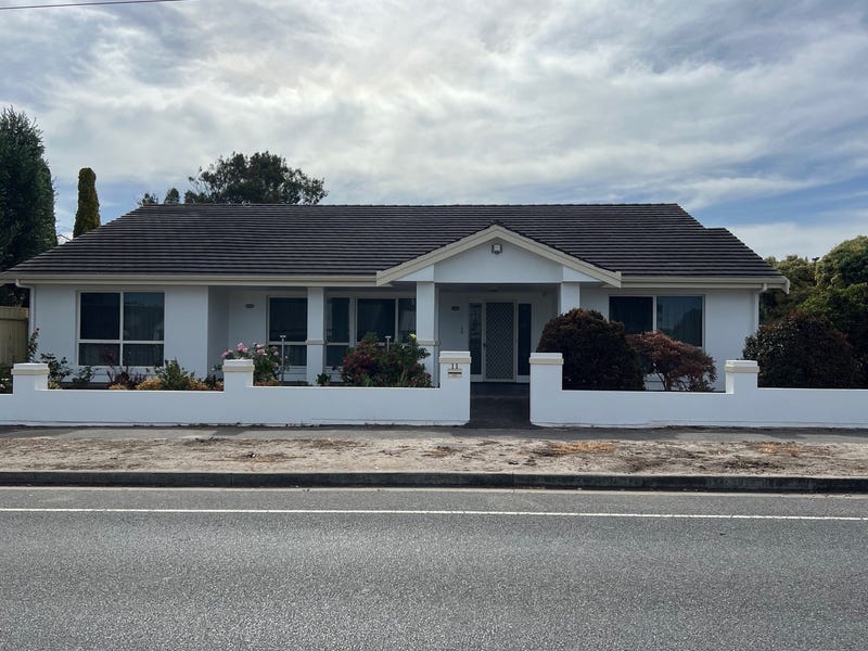 11 Carlyle Street, Victor Harbor, SA 5211