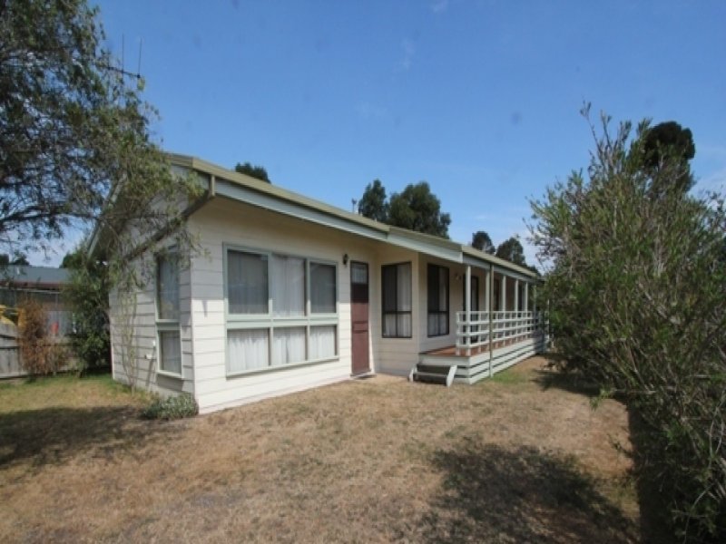 12 Ti Tree Drive, Cowes, Vic 3922 Property Details