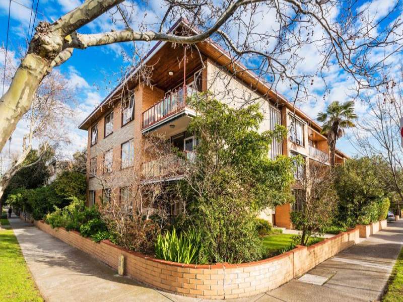 9/7 Tennyson Street, Elwood, Vic 3184 Property Details