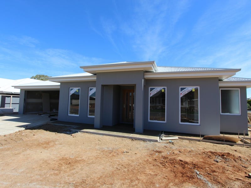 Lot 93 Messenger Avenue Boorooma NSW 2650 Property Details