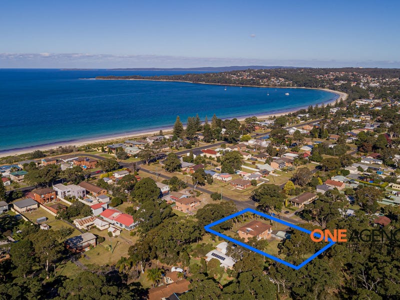 4 Bedroom Houses for Sale in Vincentia, NSW 2540