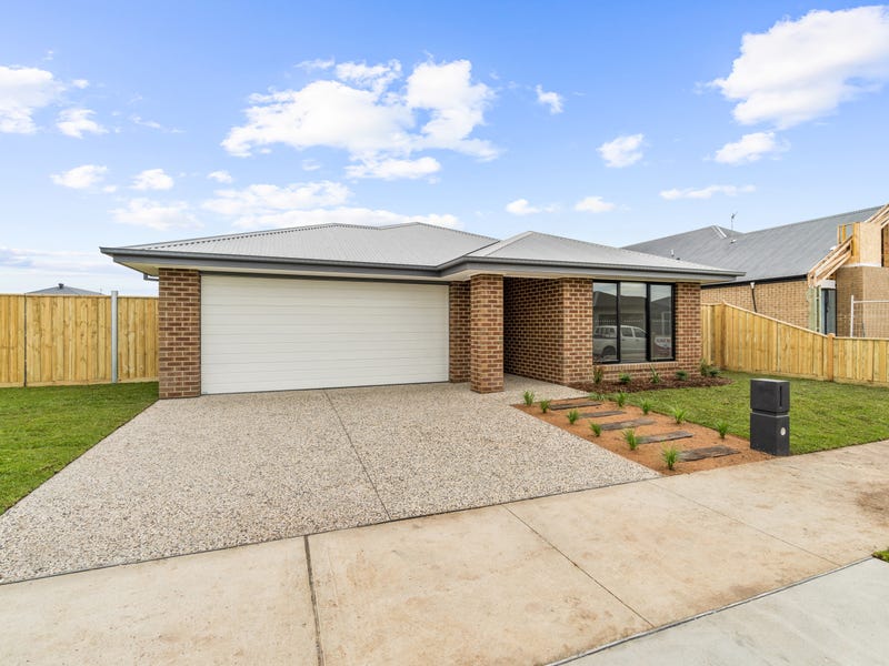 24 Wallace Street, Sale, Vic 3850 Property Details