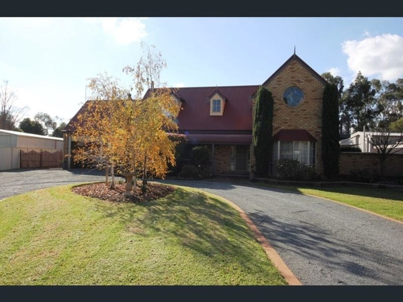 34 Wren Street, Toolamba, Vic 3614 Property Details