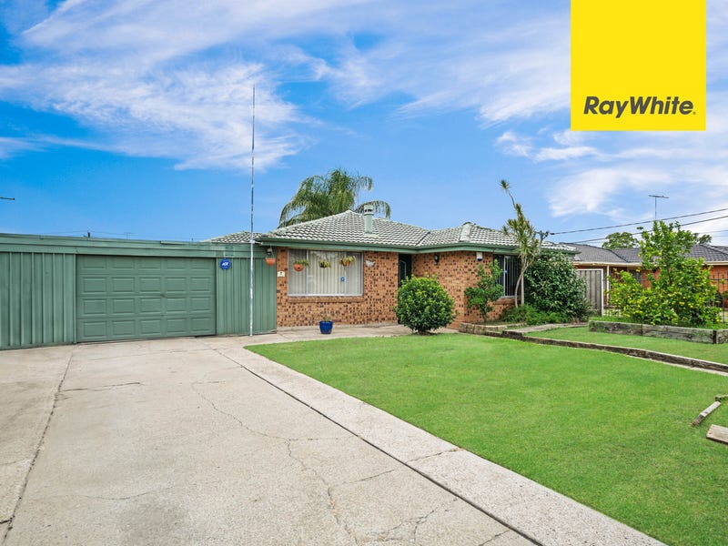 7 Tarana Crescent, Dharruk, NSW 2770 Property Details