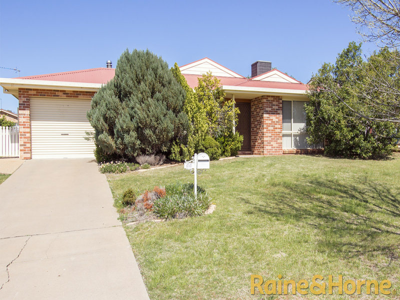 55 Murrayfield Drive, Dubbo, NSW 2830