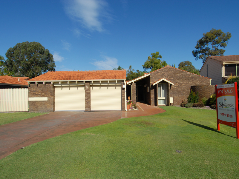 87 Regency Drive, Thornlie, WA 6108