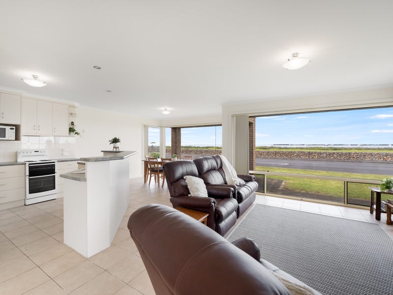 40 Sea Parade, Port Macdonnell, SA 5291