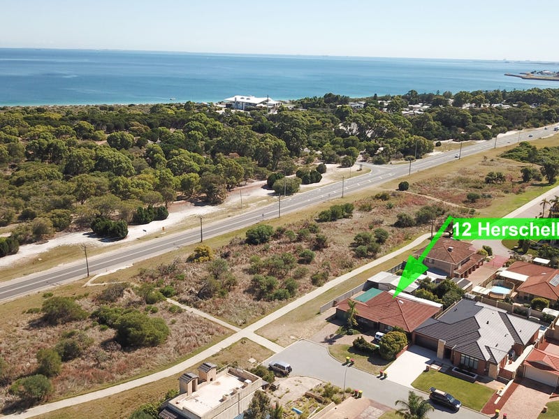 12 Herschell Way, Coogee, WA 6166