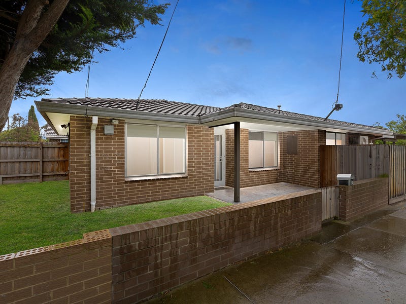 1 Downs Road, Seaford, Vic 3198 Property Details