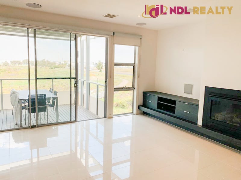 9 Sunset Drive, Williamstown, VIC 3016