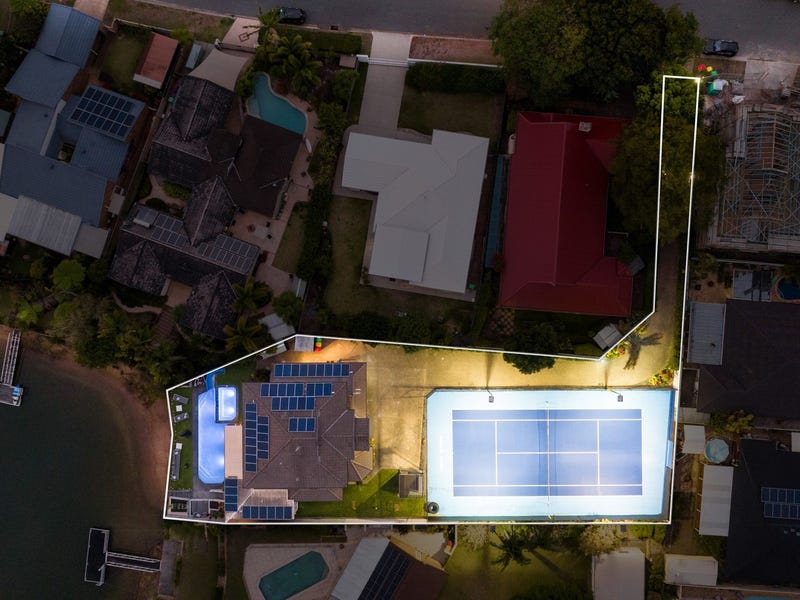 Real Estate & Property for Sale in Mermaid Waters, QLD 4218