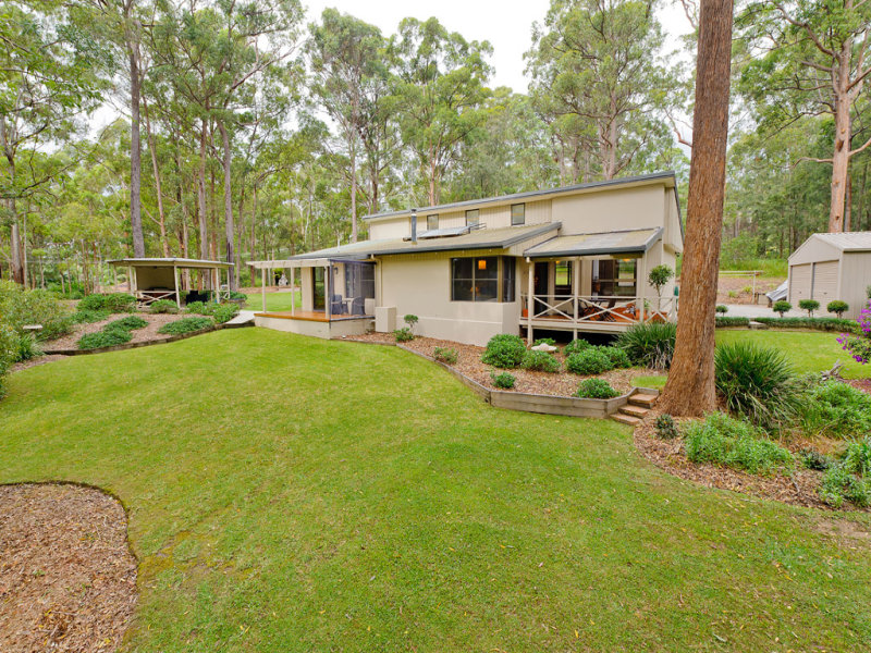 8 Kulla Place, Bonny Hills, NSW 2445 - realestate.com.au