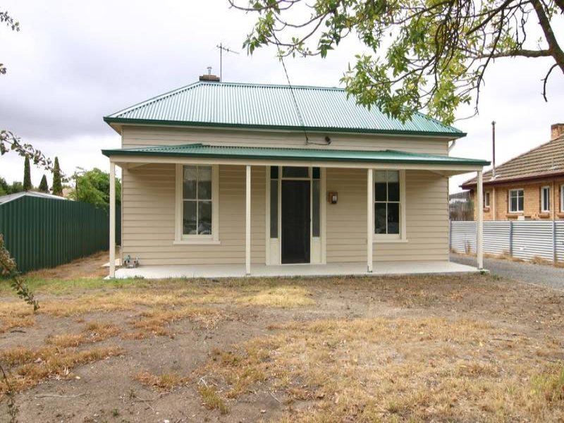 97 Moore Street, Ararat, Vic 3377 Property Details