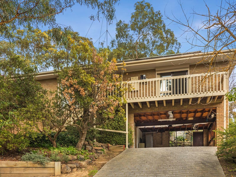 44 Corowa Crescent, Greensborough, Vic 3088 Property Details