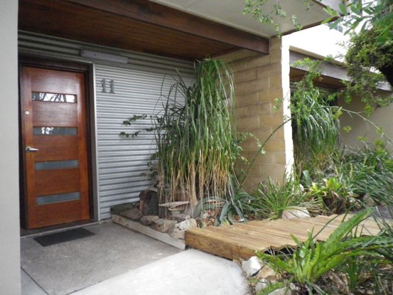 11 Dovers Drive, Port Kembla, NSW 2505